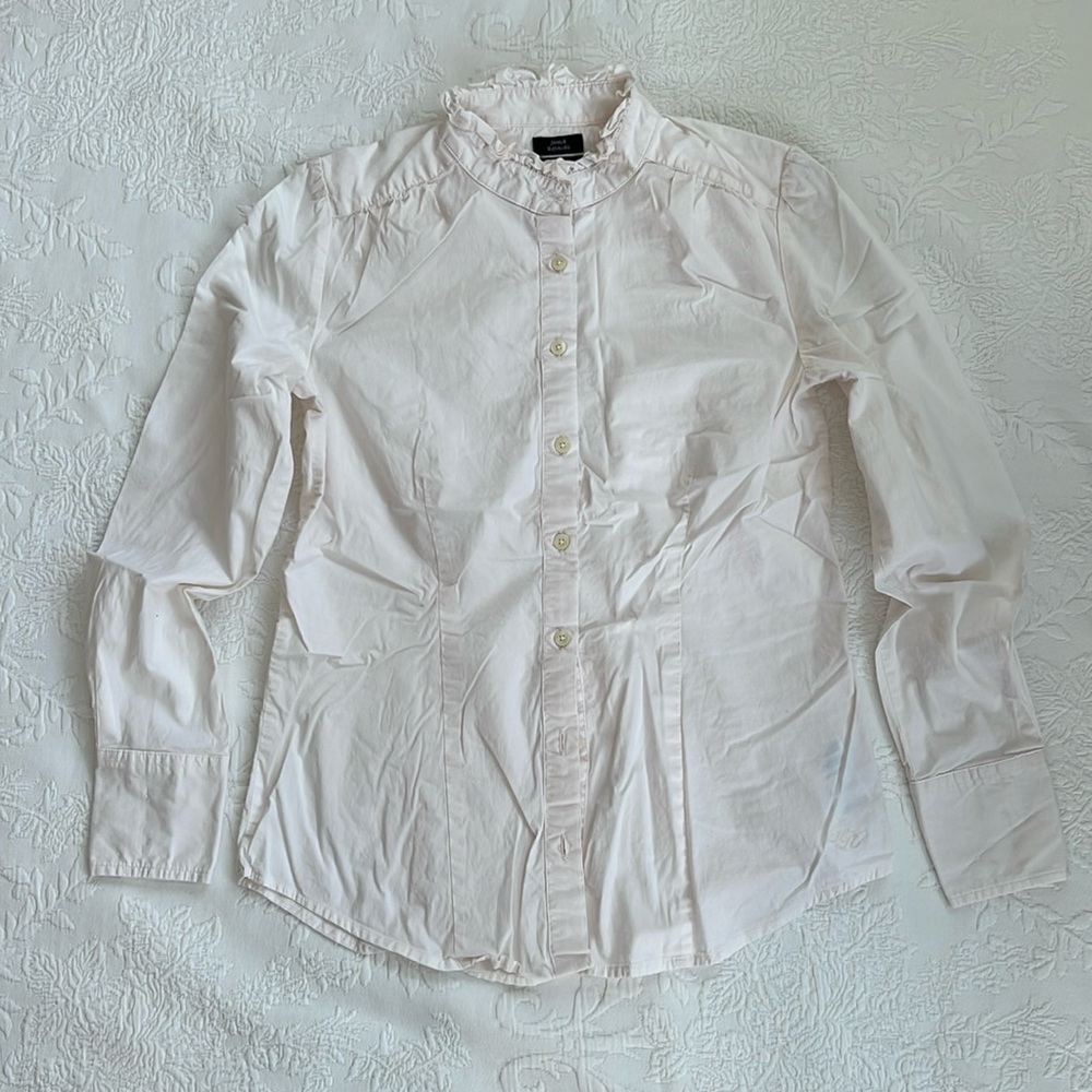 Buttons down shirt